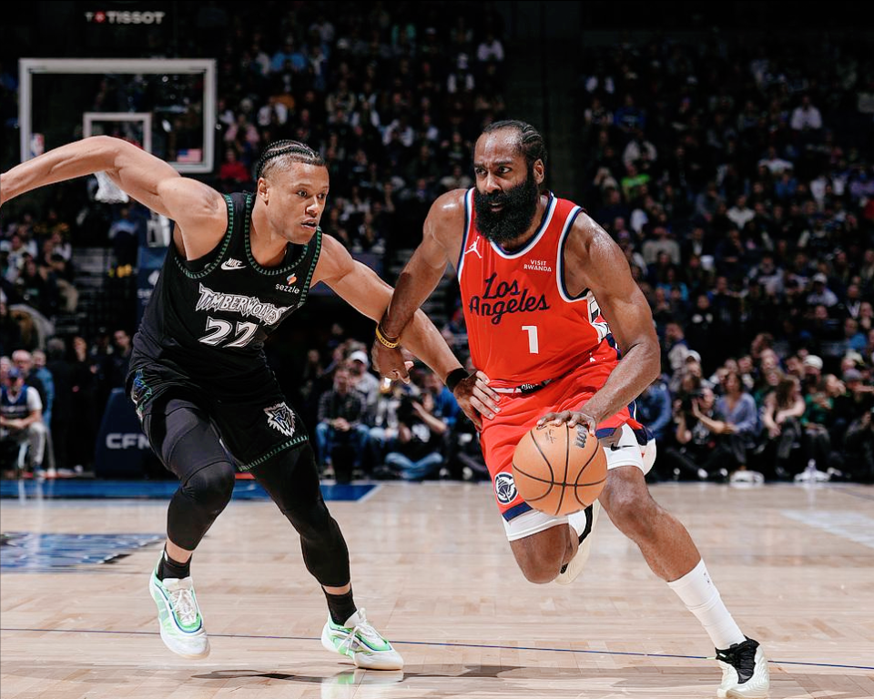 太狠了！里程碑夜明尼苏达森林狼外线爆发加时末段上海久事调整名单以备中超，浙江稠州围绕国王杯伤情更新