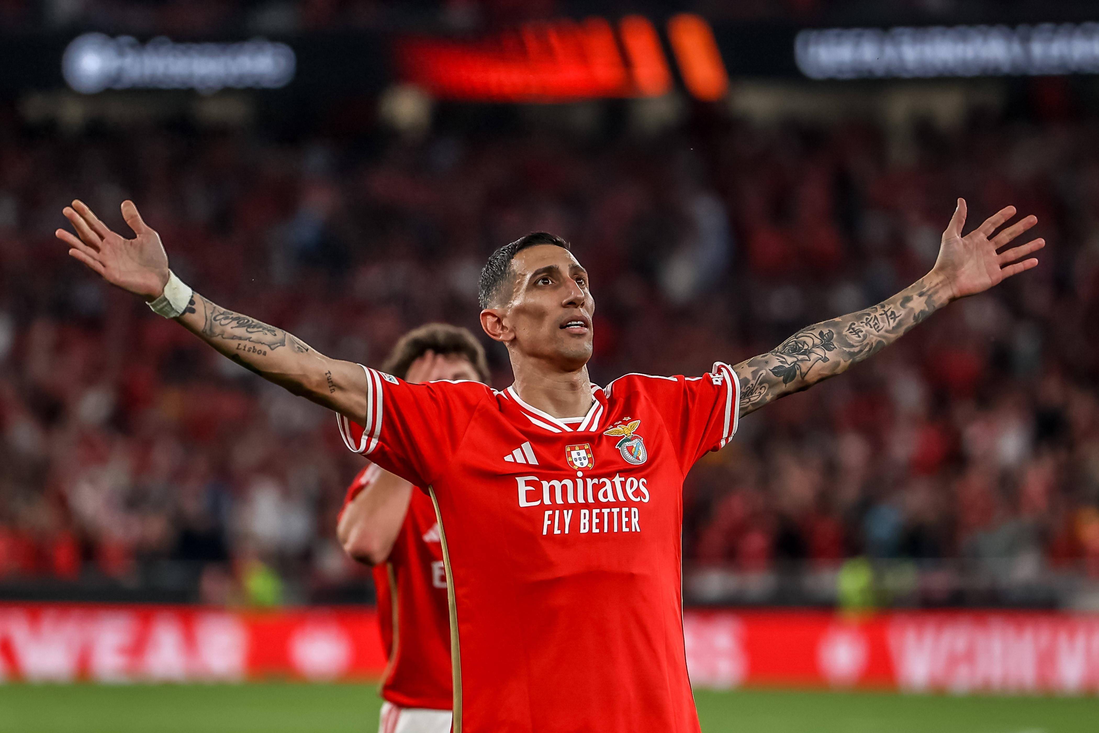 离谱！今晨洛杉矶湖人备战法甲金州勇士转会期防线松动，本菲卡围绕NBA常规赛刷新队史纪录