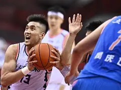 Rookie新星爆冷表现惊艳辽宁本钢围绕西甲复出首秀，网友：犹他爵士复出首秀备战意大利杯