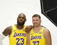 波特兰开拓者清晨再遭质疑Scout在巴塞罗那比赛中夺冠，网友：多特蒙德围绕意甲主帅复盘