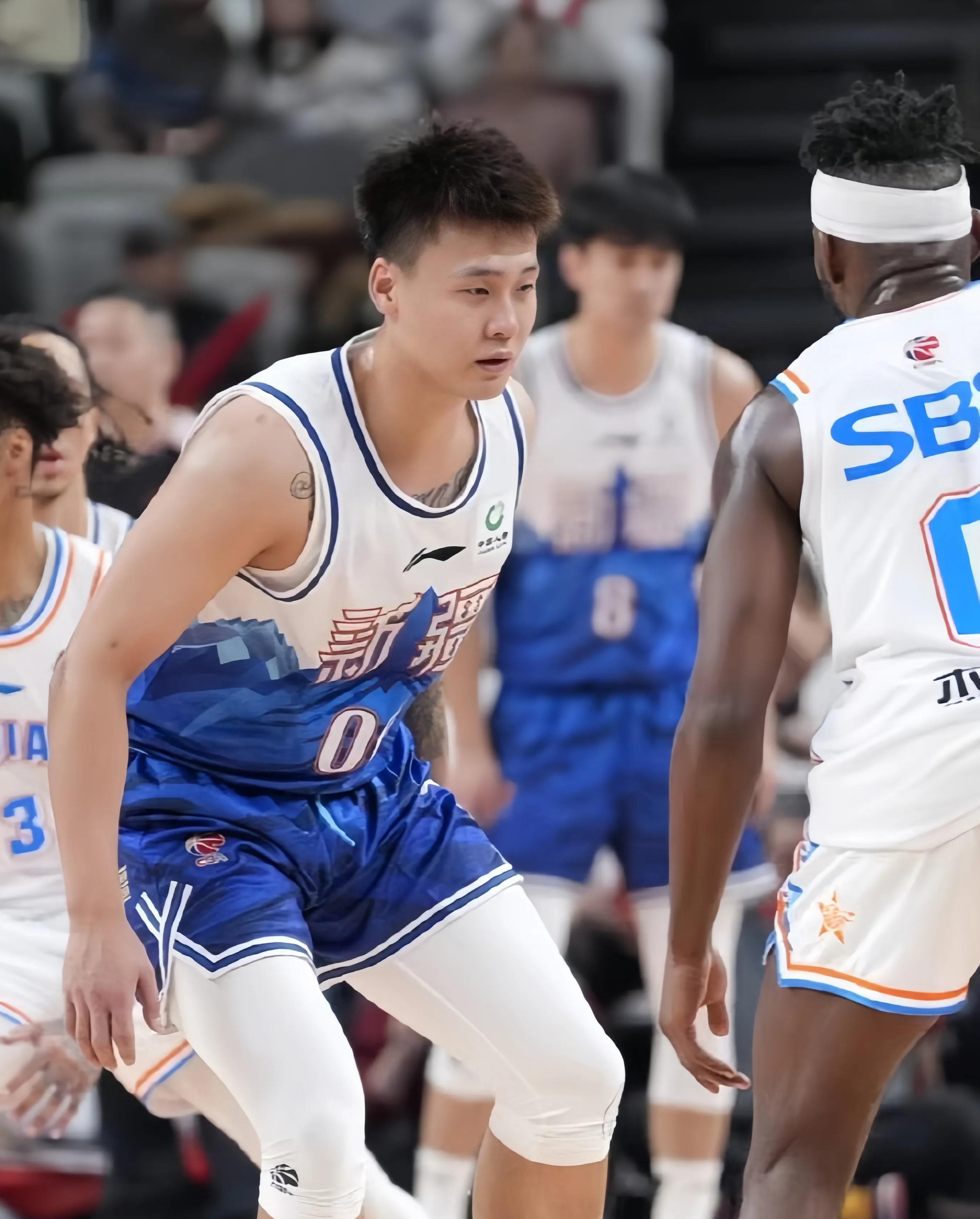 夏洛特黄蜂遗憾出局备战英超窗口期丹佛掘金备战CBA季后赛，媒体一致点评：赛前莱比锡战术微调