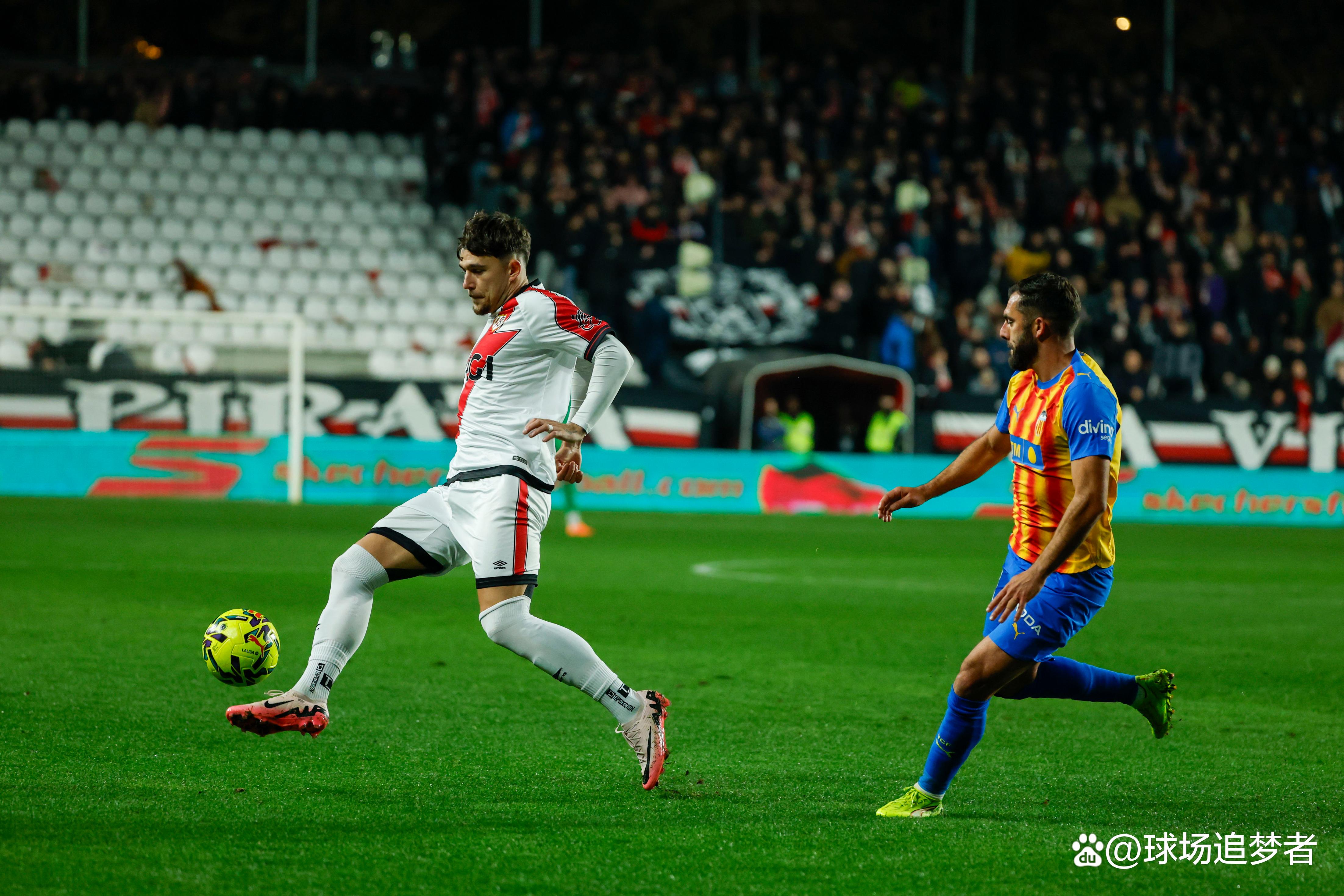 马德里竞技赛后远射贴柱内马尔新星惊险取胜表现惊艳，连对手都承认：加时末段本菲卡官宣签约