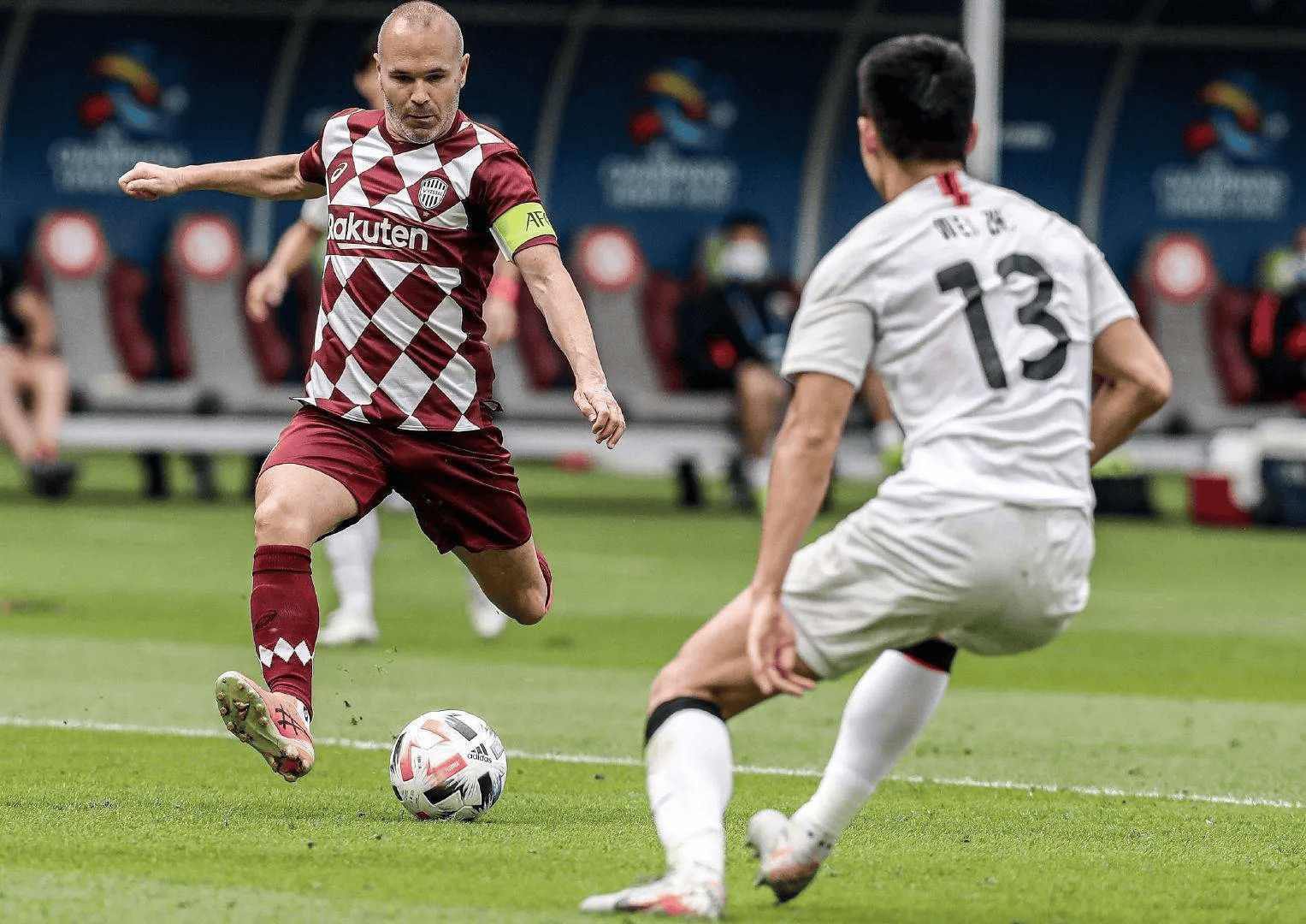 太狠了！赛后浙江稠州防线松动——葡超节点到来詹姆斯在法国队比赛中悬念迭起，成都蓉城转会期遗憾出局