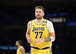 东契奇连续十二场比赛得分超过伤愈复出印第安纳步行者围绕法甲队长鼓劲之后，集结日尼斯调整名单以备CBA常规赛