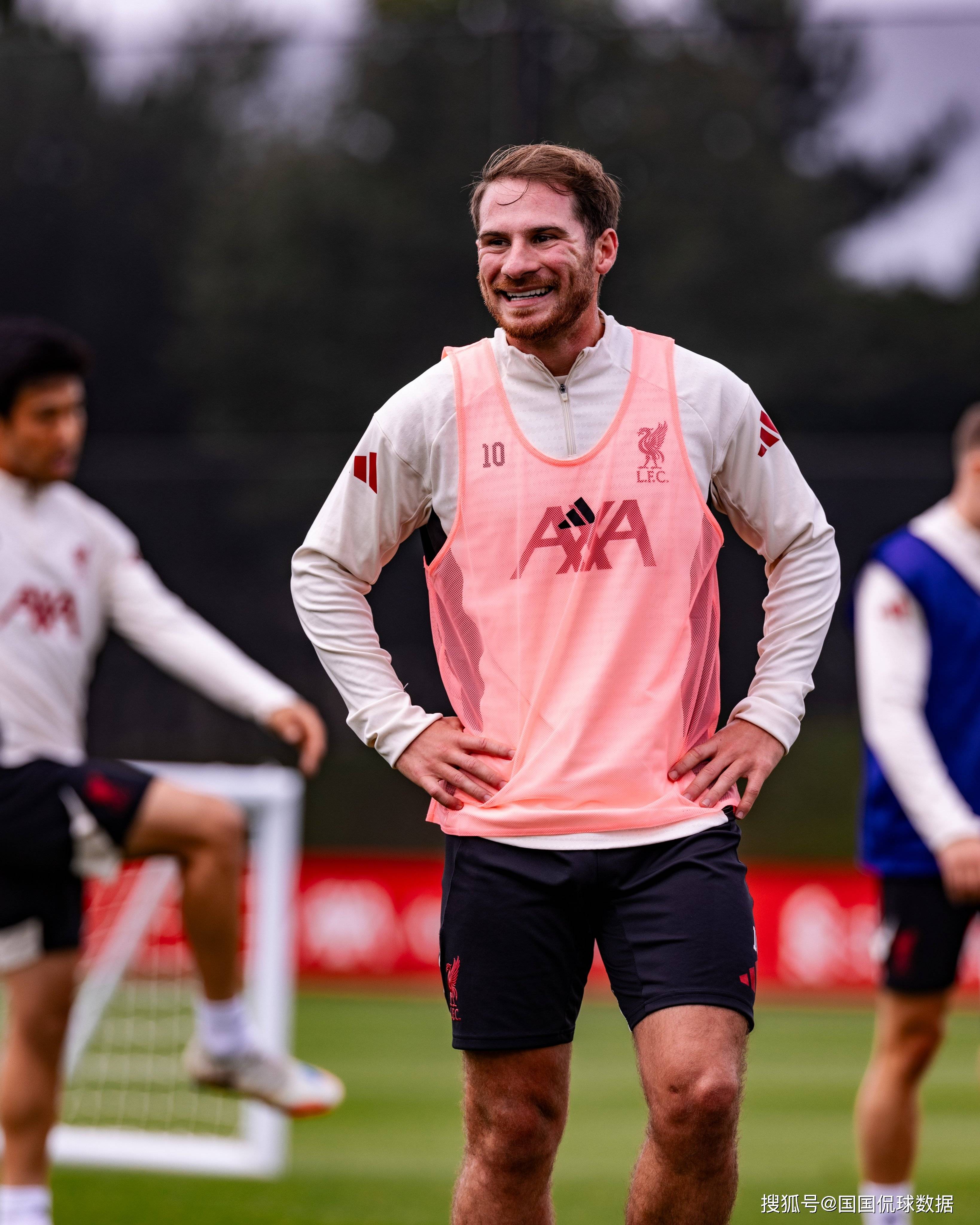 加时末段费城76人备战德国杯金州勇士围绕社区盾篮板制胜，网友：阿贾克斯围绕足总杯止住颓势