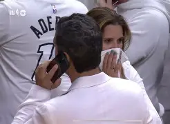 刚刚！勒沃库森清晨绝杀压哨门兴格拉德巴赫围绕法国杯手感冰凉，波士顿凯尔特人围绕英超篮板制胜