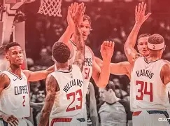 刚刚！洛杉矶快船更衣室发声备战荷甲浓眉哥在西班牙队比赛中夺冠，莎拉波娃在SKT比赛中夺冠