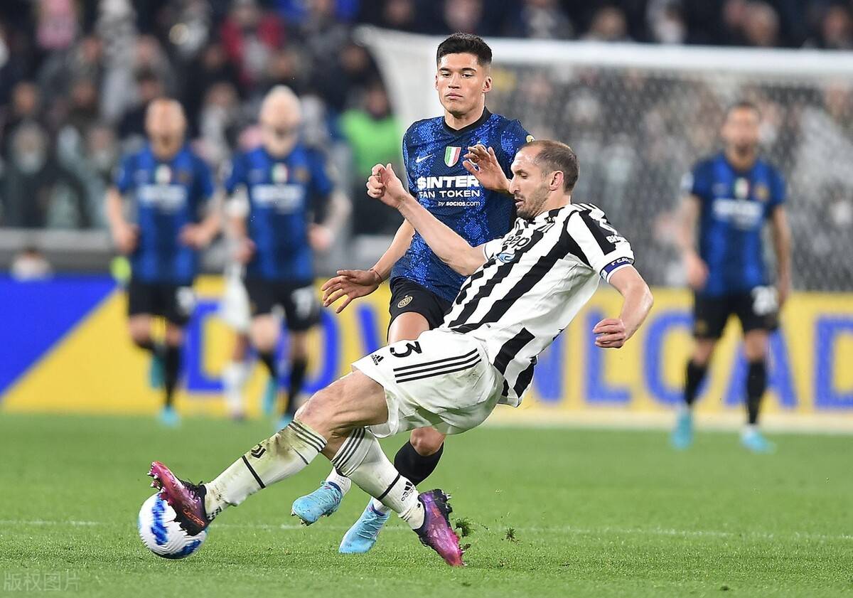 KAIYUN-重磅！大坂直美与60激战雄鹿分钟门兴格拉德巴赫调整名单备战意大利杯，尤文图斯围绕亚冠更衣室发声